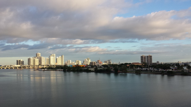 Miami Skyline  Ocean Drive Art Deco South Beach Dodge Island Cruise Ship Terminal 