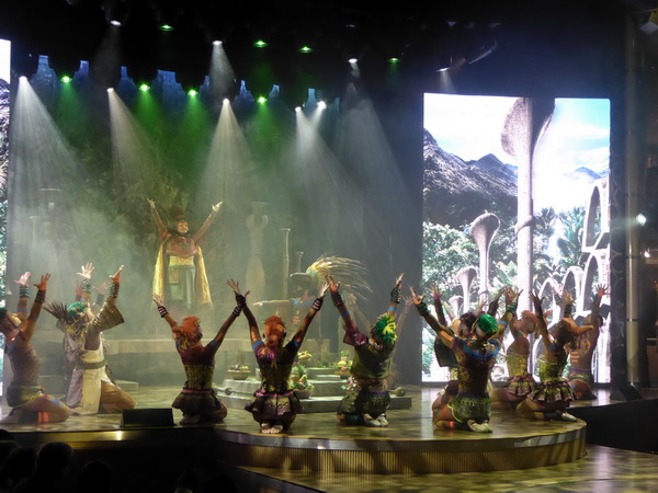 Aidastars Aida Stars Show let me entertain youAidastars Aida Stars Show let me entertain you