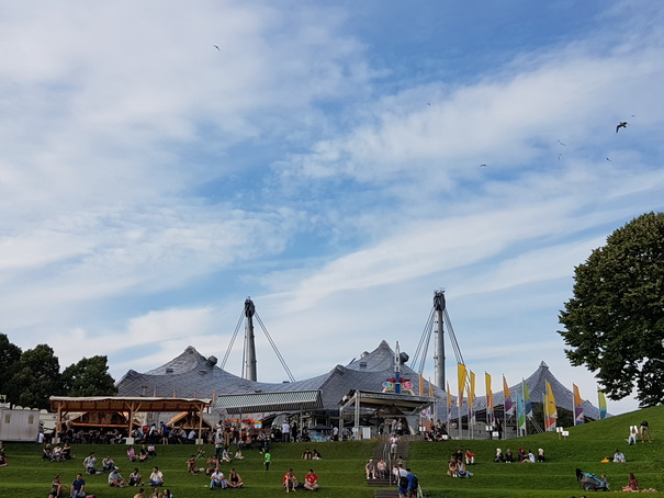 München Olympiapark Beachclub Ahoi BrauseMünchen Olympiapark Beachclub Ahoi Brause