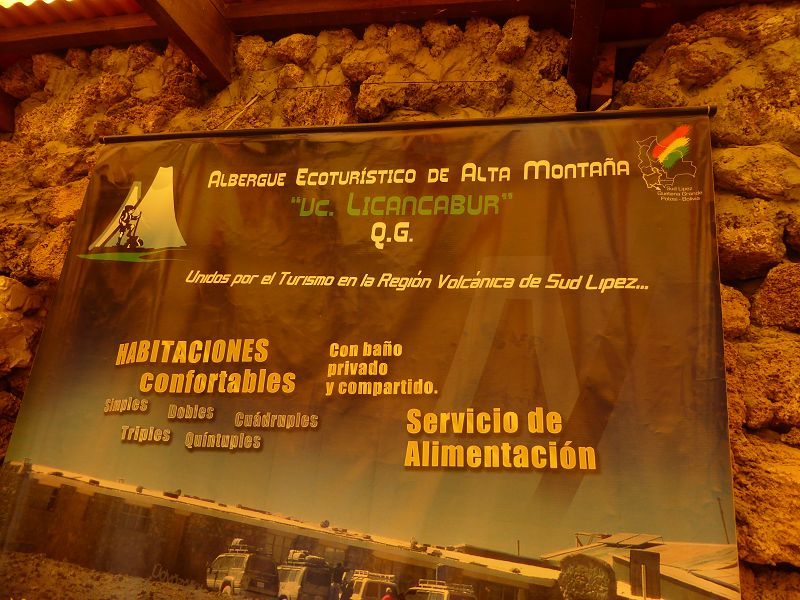 Laguna  Verde Vulcano Licancabur  5920 m und Salzsee Laguna Verde 4300 m 