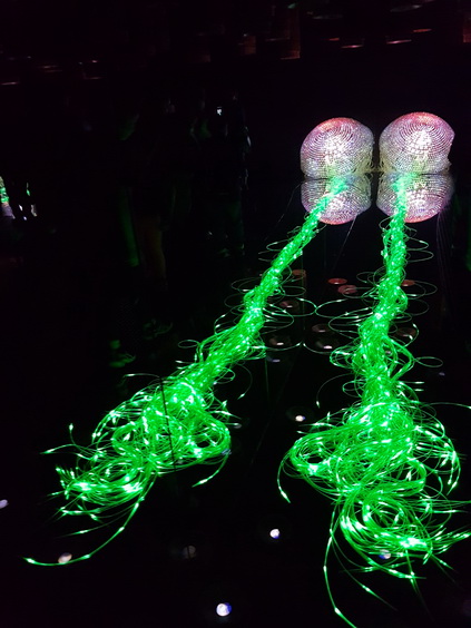 Swarowski Kristallwelten Wires and Ball illuminated Swarowski Kristallwelten Wires and Ball illuminated