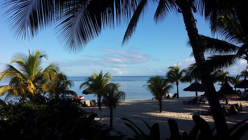 Mauritius Sundowner Le Victoria Beachcomber Hotel Mauritius